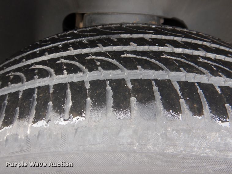 image for item HW9816 2014 Mobility Ventures MV-1  handicap accessible van