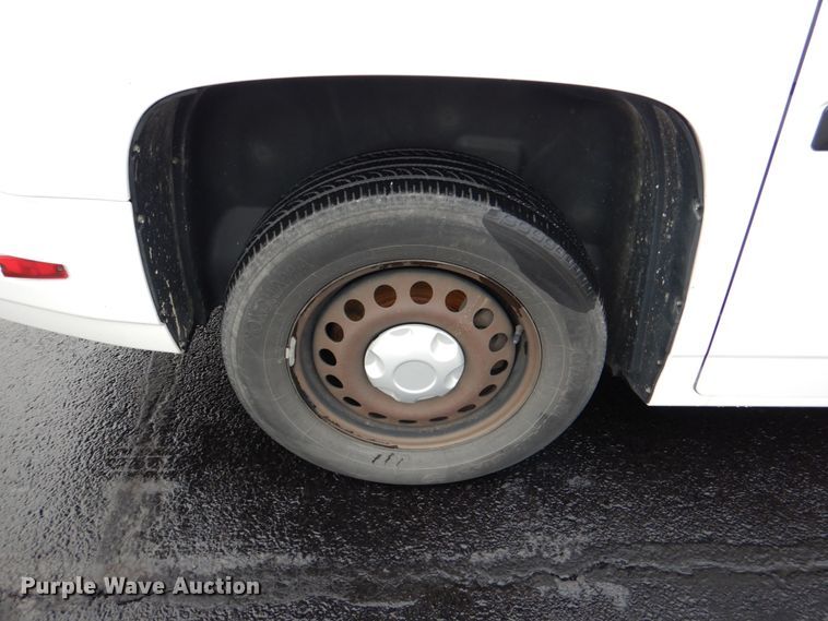 image for item HW9816 2014 Mobility Ventures MV-1  handicap accessible van