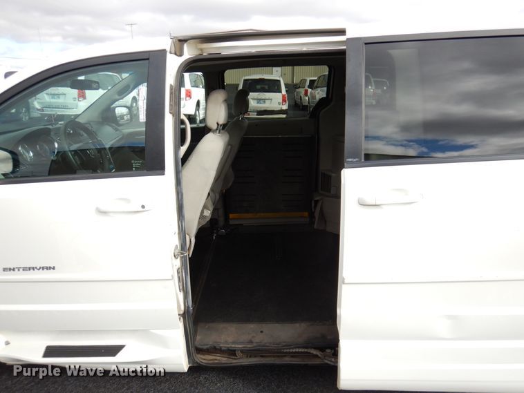 image for item HW9818 2013 Dodge Grand Caravan  handicap accessible van