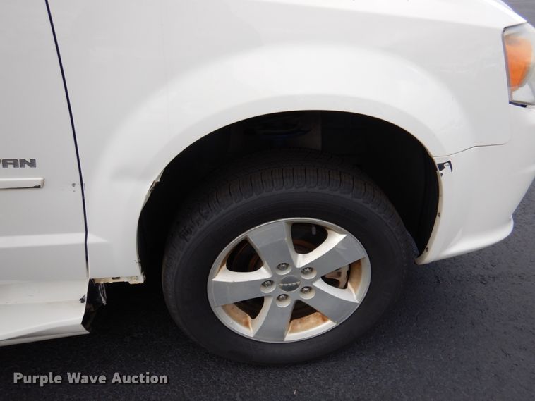 image for item HW9818 2013 Dodge Grand Caravan  handicap accessible van