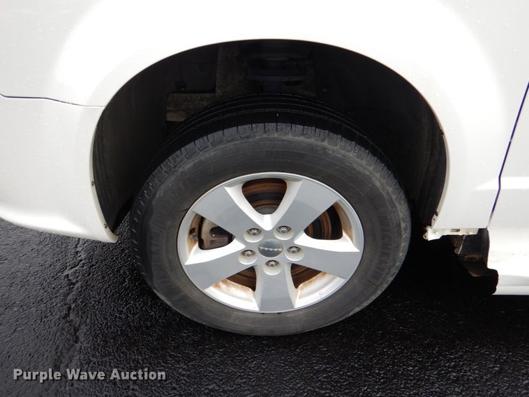 image for item HW9819 2013 Dodge Grand Caravan  handicap accessible van