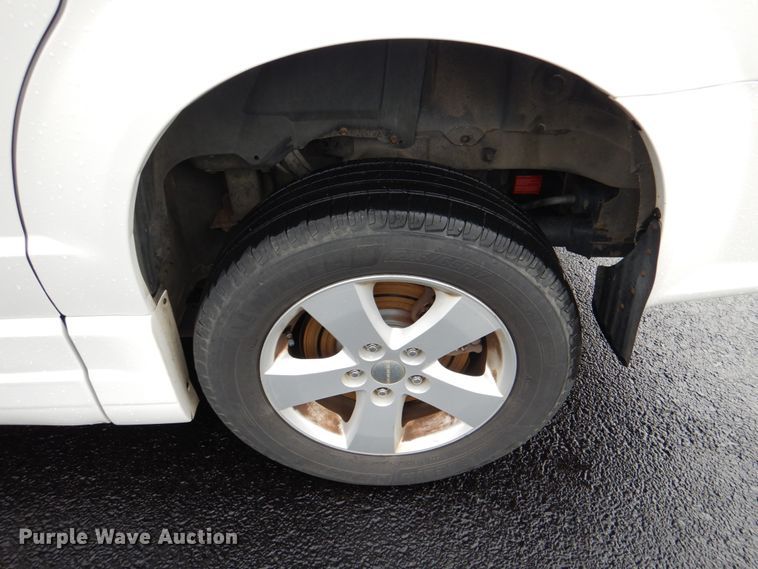 image for item HW9819 2013 Dodge Grand Caravan  handicap accessible van