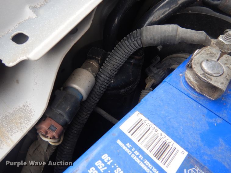 image for item HW9820 2013 Ford E450  shuttle bus