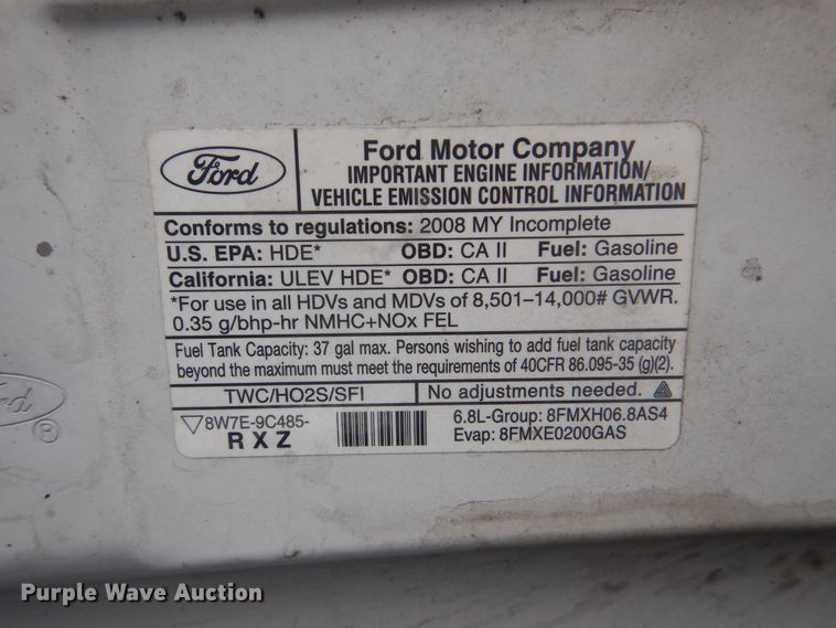 image for item HW9822 2008 Ford E350  shuttle bus