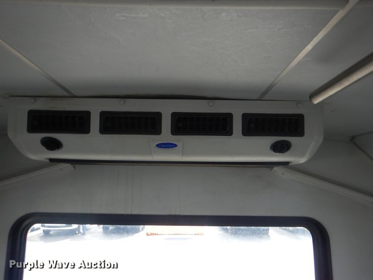 image for item HW9823 2009 Ford E450  shuttle bus