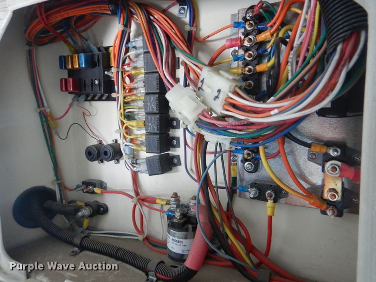 image for item HW9823 2009 Ford E450  shuttle bus