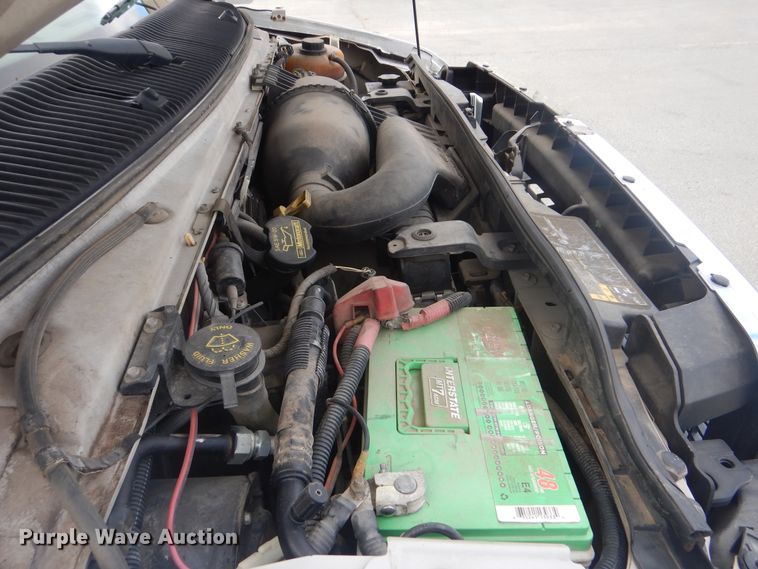 image for item HW9823 2009 Ford E450  shuttle bus