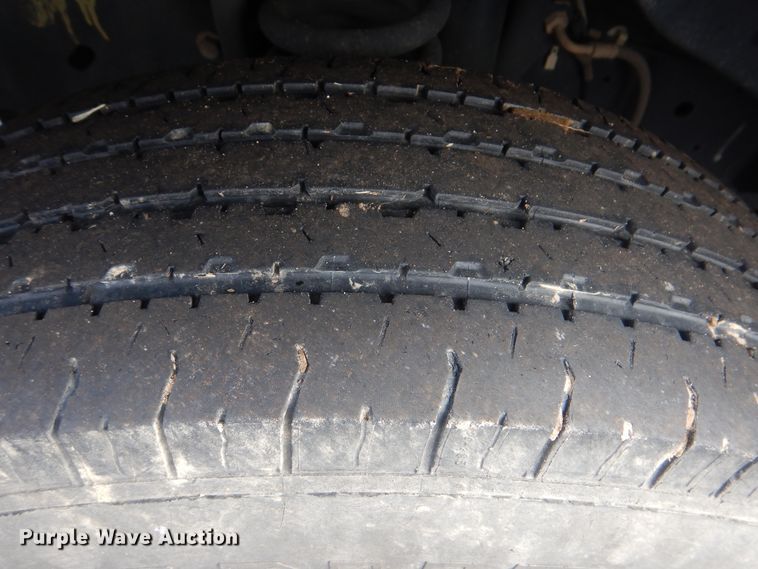 image for item HW9823 2009 Ford E450  shuttle bus