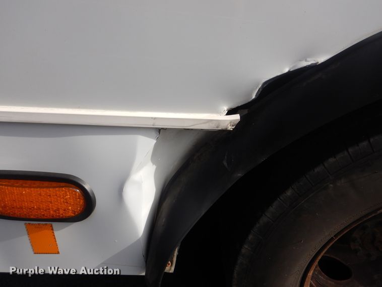 image for item HW9823 2009 Ford E450  shuttle bus