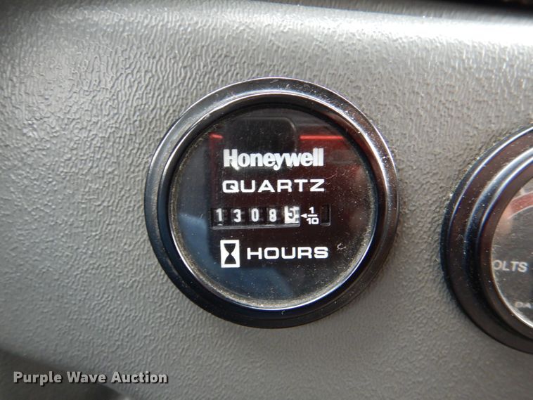 image for item HW9825 2012 Ford E450  shuttle bus