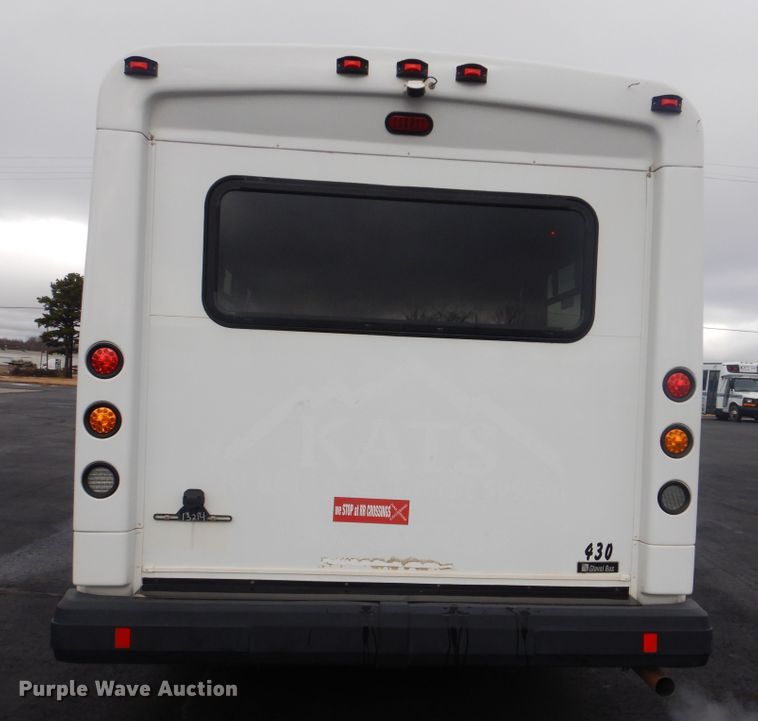 image for item HW9826 2011 Ford E450  shuttle bus