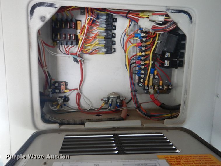 image for item HW9826 2011 Ford E450  shuttle bus