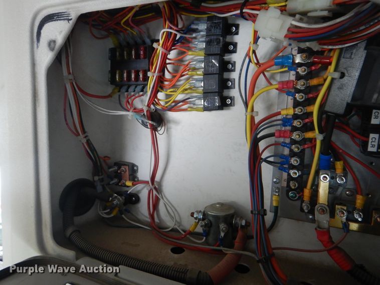 image for item HW9826 2011 Ford E450  shuttle bus