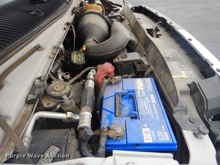 image for item HW9826 2011 Ford E450  shuttle bus