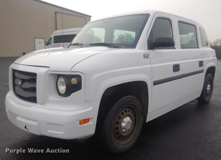 image for item HW9827 2012 VPG MV-1  handicap accessible van