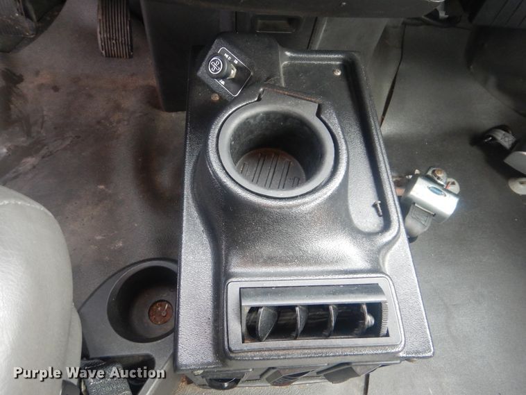 image for item HW9827 2012 VPG MV-1  handicap accessible van