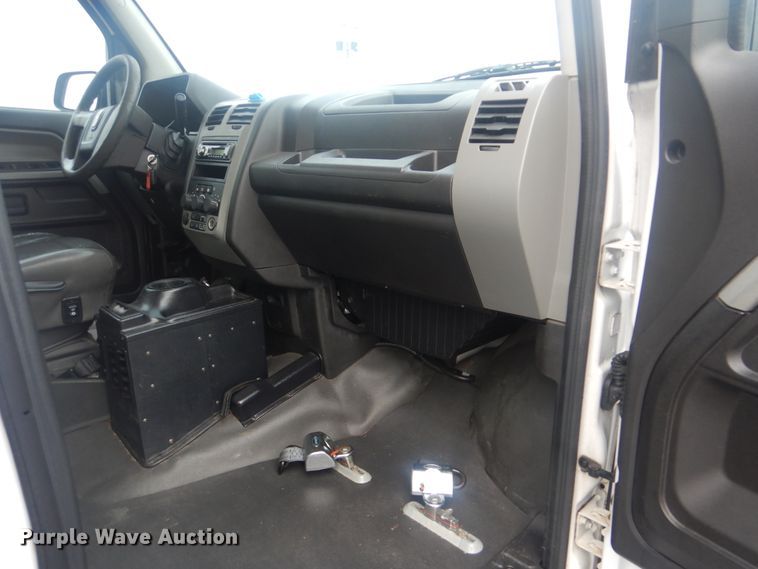 image for item HW9827 2012 VPG MV-1  handicap accessible van