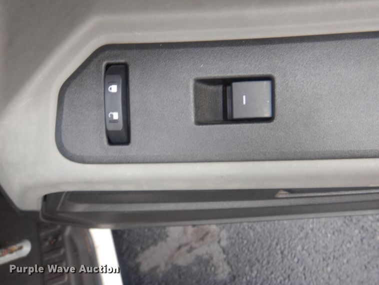 image for item HW9827 2012 VPG MV-1  handicap accessible van