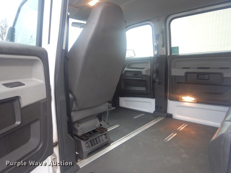 image for item HW9827 2012 VPG MV-1  handicap accessible van