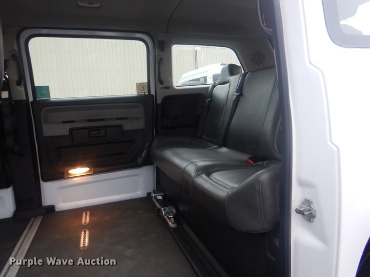 image for item HW9827 2012 VPG MV-1  handicap accessible van