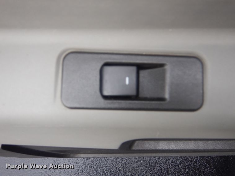 image for item HW9827 2012 VPG MV-1  handicap accessible van