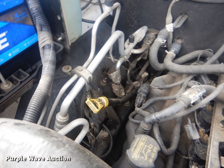 image for item HW9827 2012 VPG MV-1  handicap accessible van