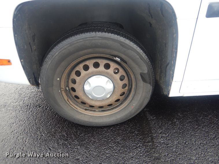 image for item HW9827 2012 VPG MV-1  handicap accessible van