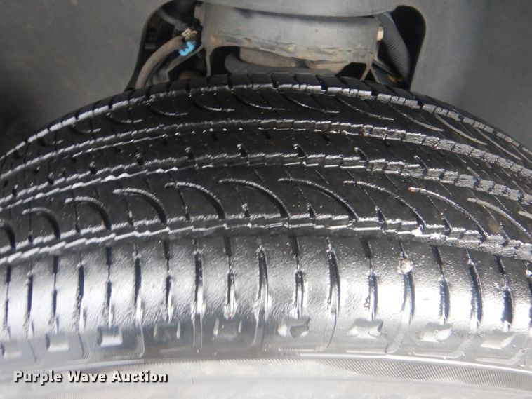 image for item HW9827 2012 VPG MV-1  handicap accessible van