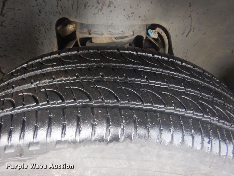 image for item HW9827 2012 VPG MV-1  handicap accessible van