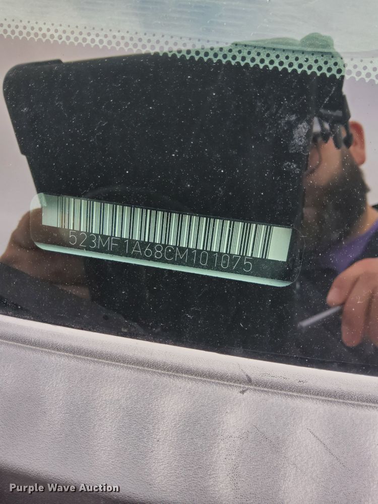 image for item HW9827 2012 VPG MV-1  handicap accessible van