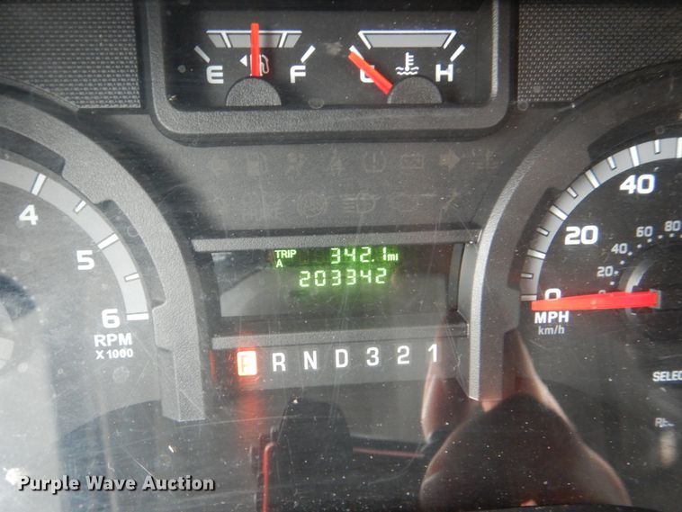 image for item HW9828 2012 Ford E450  shuttle bus