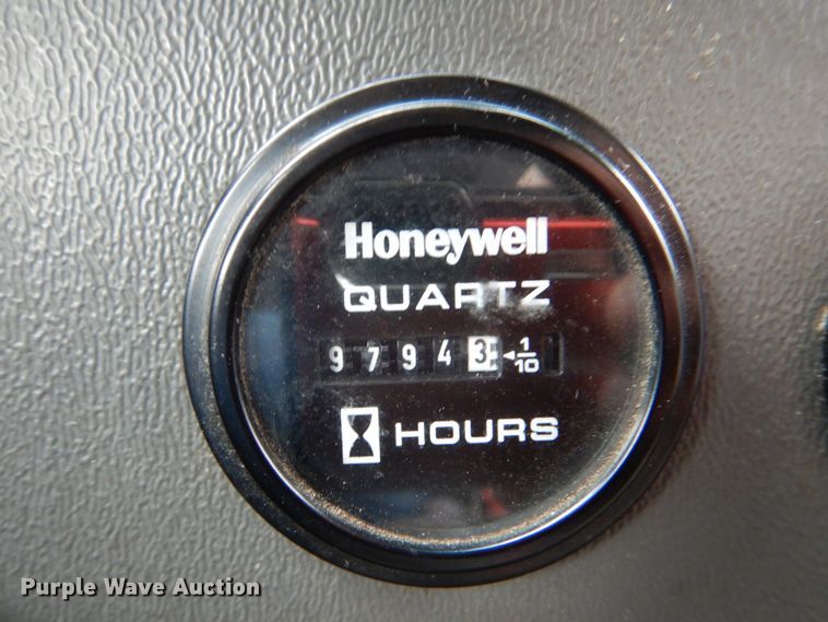 image for item HW9828 2012 Ford E450  shuttle bus