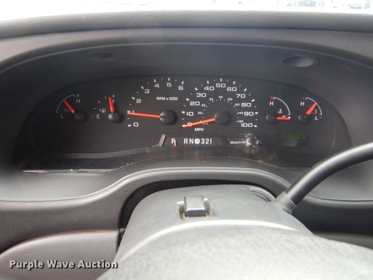 image for item HW9830 2007 Ford E450  shuttle bus