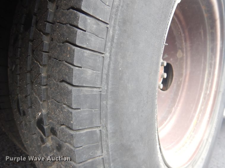 image for item HW9830 2007 Ford E450  shuttle bus