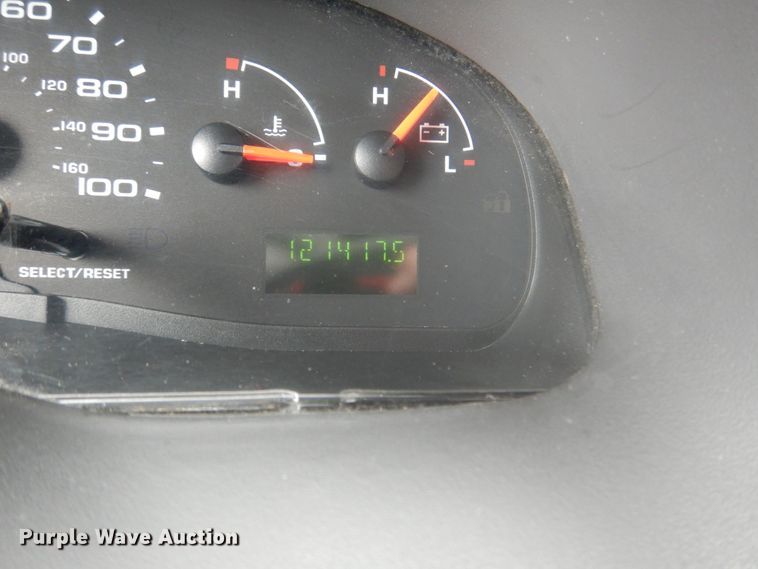 image for item HW9831 2007 Ford E450  shuttle bus