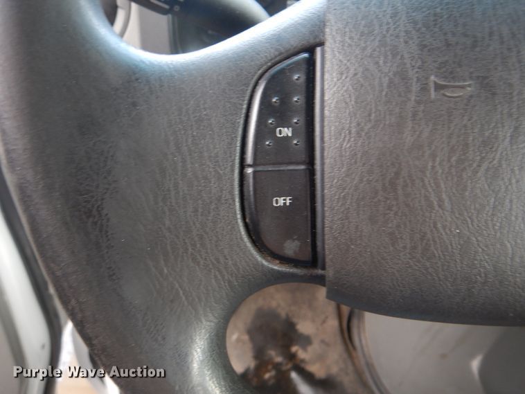 image for item HW9834 2016 Ford E450  shuttle bus