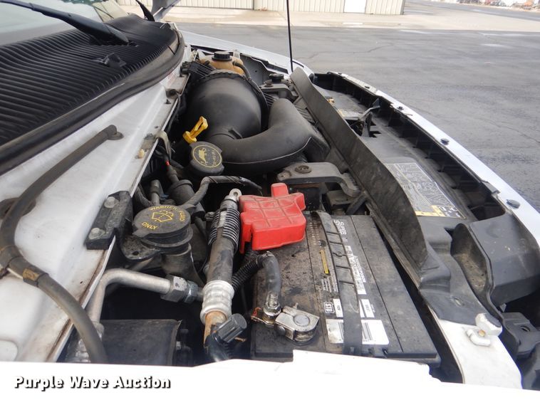 image for item HW9834 2016 Ford E450  shuttle bus