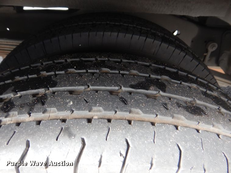 image for item HW9834 2016 Ford E450  shuttle bus