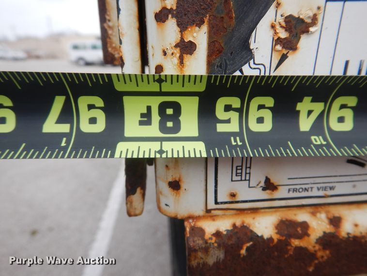 image for item HW9847 2006 Ford F450  flatbed truck