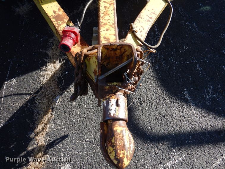 image for item DA5274 2004 Eagle Body enclosed cargo trailer