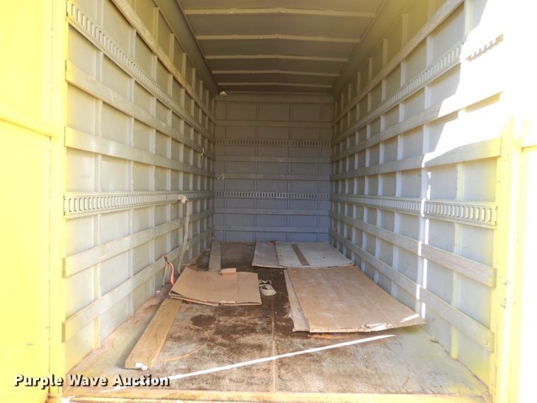 image for item DA5274 2004 Eagle Body enclosed cargo trailer