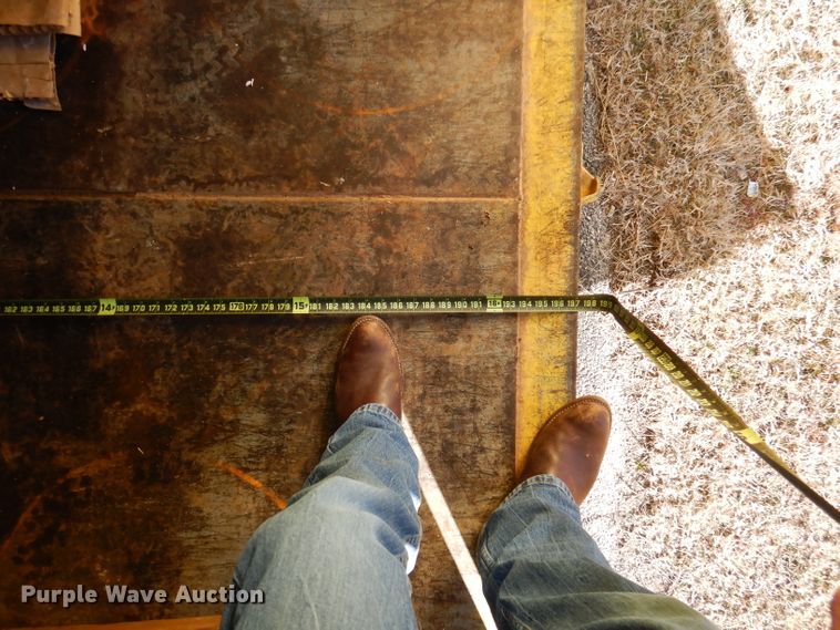 image for item DA5274 2004 Eagle Body enclosed cargo trailer