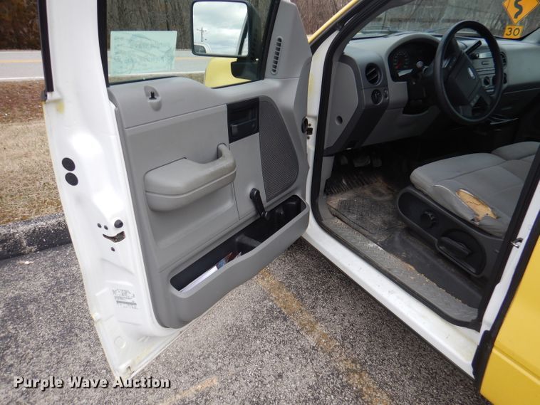 image for item DA5275 2006 Ford F150  pickup truck