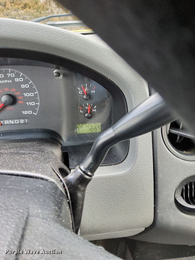 image for item DA5275 2006 Ford F150  pickup truck