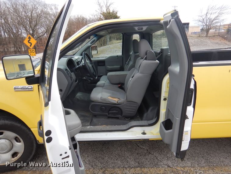 image for item DA5275 2006 Ford F150  pickup truck