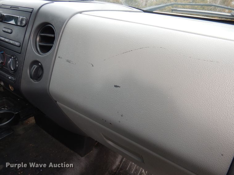 image for item DA5275 2006 Ford F150  pickup truck