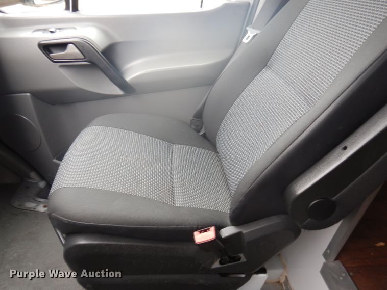 image for item DA5276 2012 Freightliner Sprinter 3500  box truck