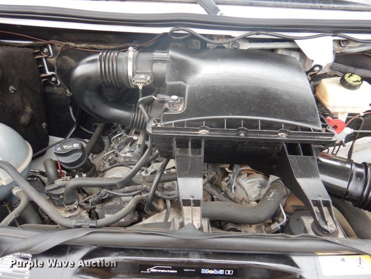 image for item DA5276 2012 Freightliner Sprinter 3500  box truck