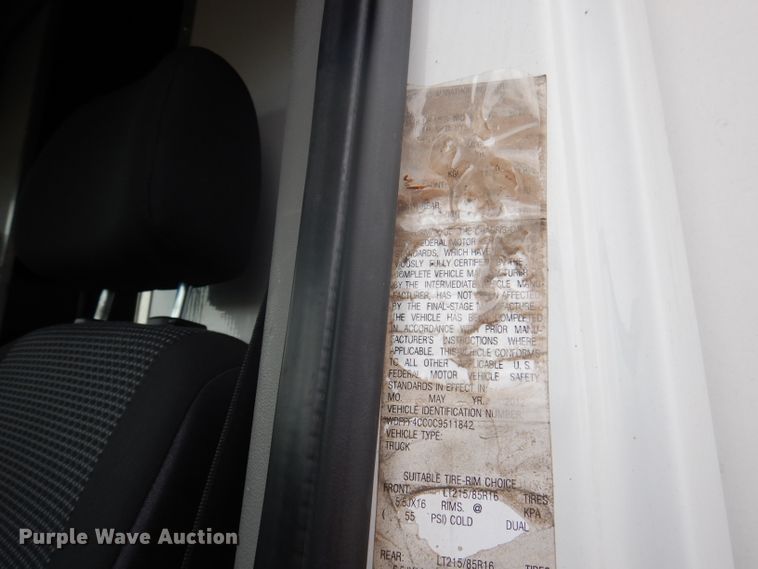 image for item DA5276 2012 Freightliner Sprinter 3500  box truck