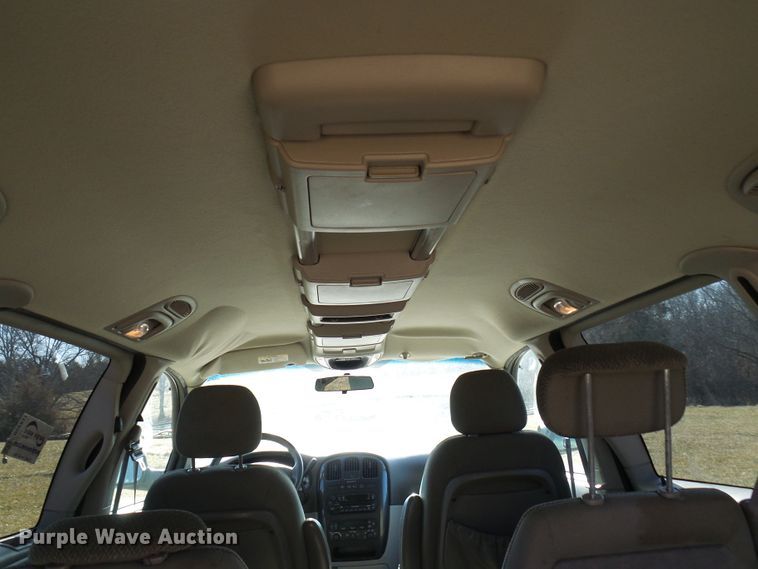 image for item DC2811 2005 Dodge Grand Caravan  van